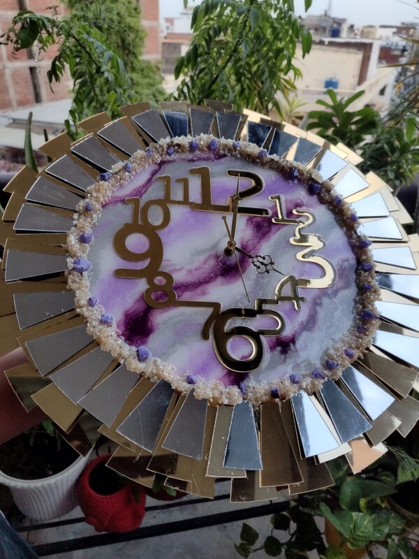 Resin Clock - Image 4