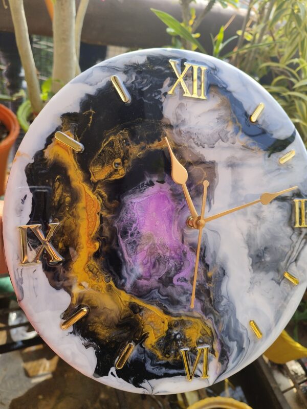 Resin Clock - Image 5