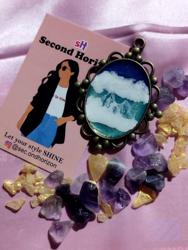 Real Flowers Resin Pendant - Image 4