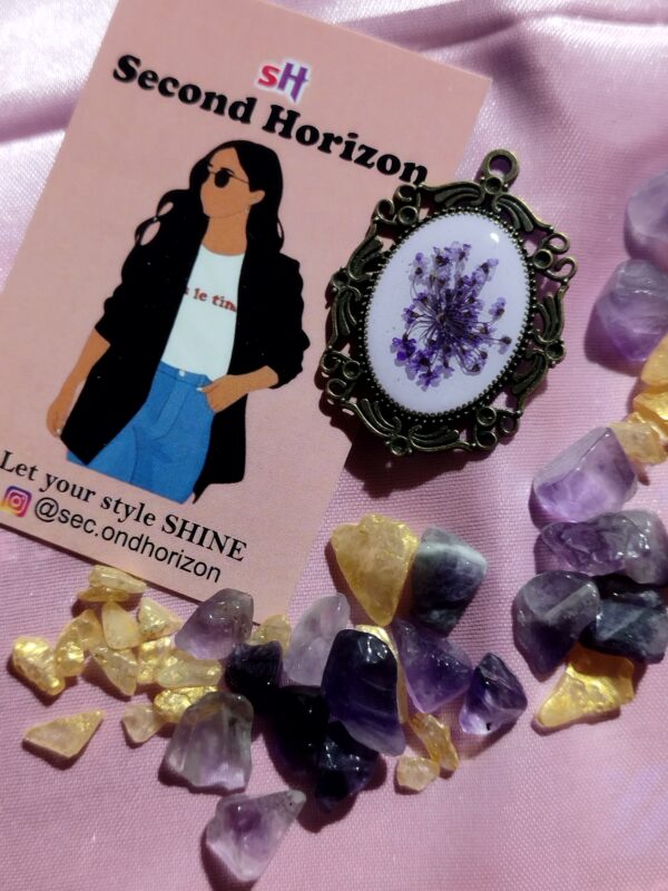 Real Flowers Resin Pendant - Image 8