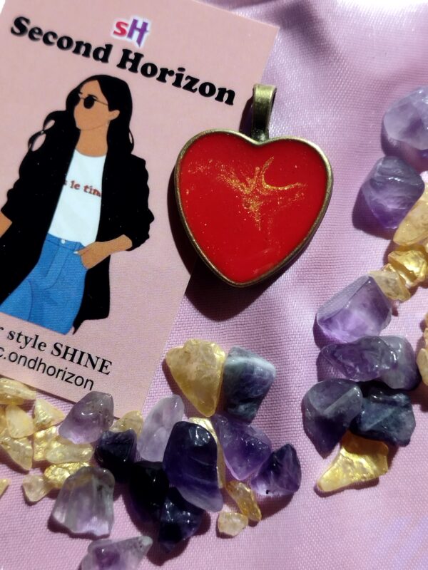 Real Flowers Resin Pendant - Image 9