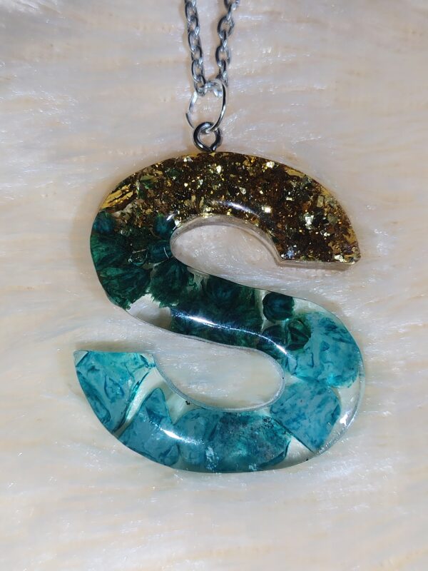 Resin Pendant with Chain - Image 5