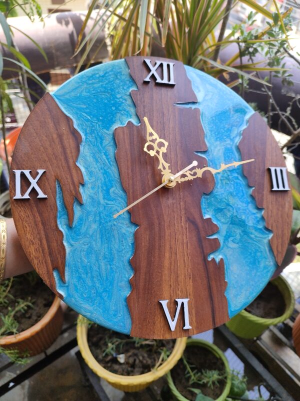 Ocean Theme River Wall Clock