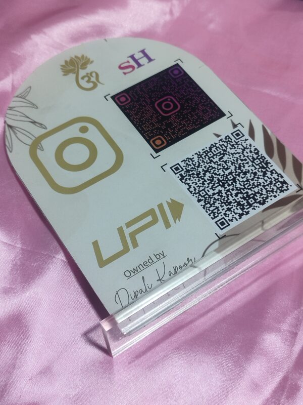 QR Stand