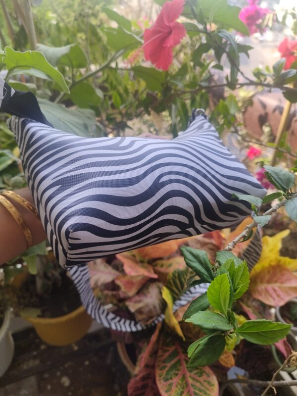 Ladies Sling Bag - Image 3