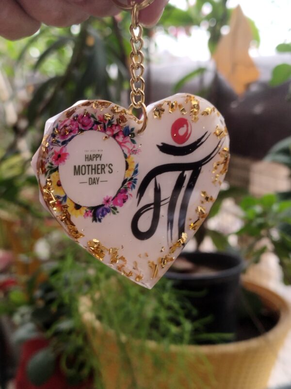 Resin Key Chain for your Mom