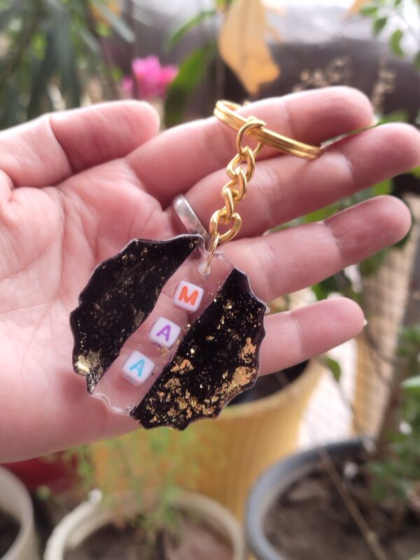 Black Resin Key Chain - Image 4