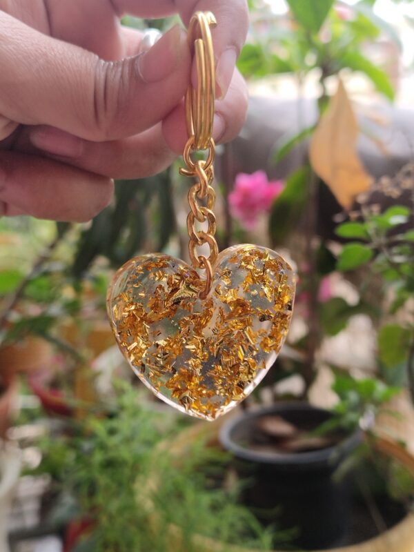 Golden Resin Key Chain - Image 3