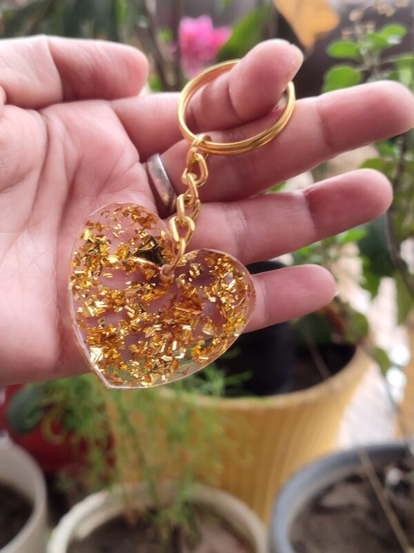 Golden Resin Key Chain - Image 4