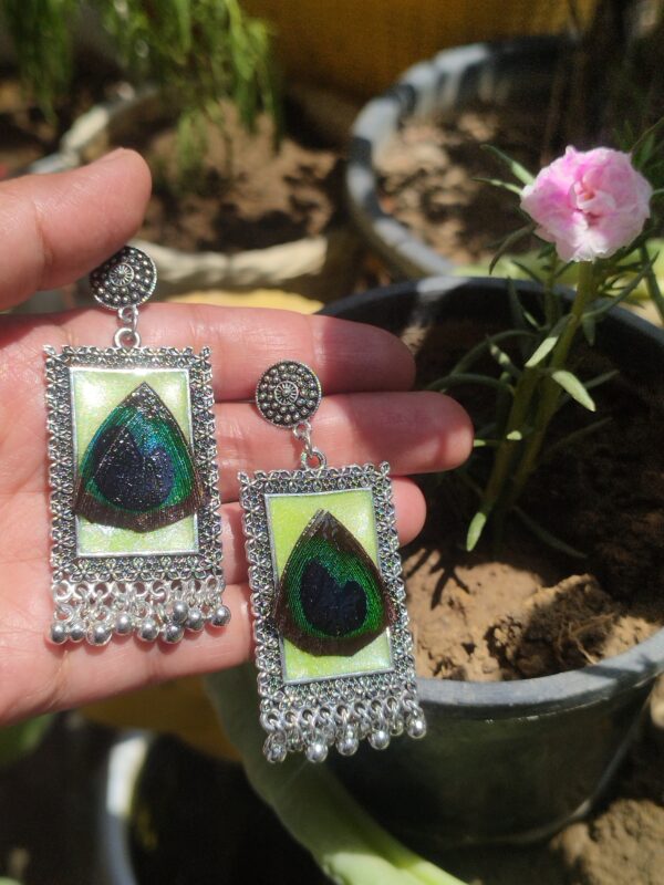 Dare to Wear Resin - Image 4
