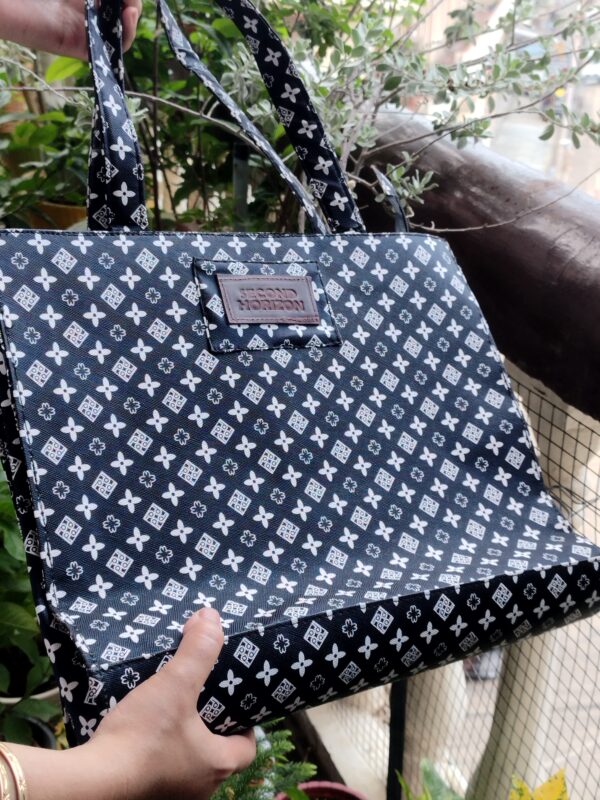 Trendy Handbags - Image 7