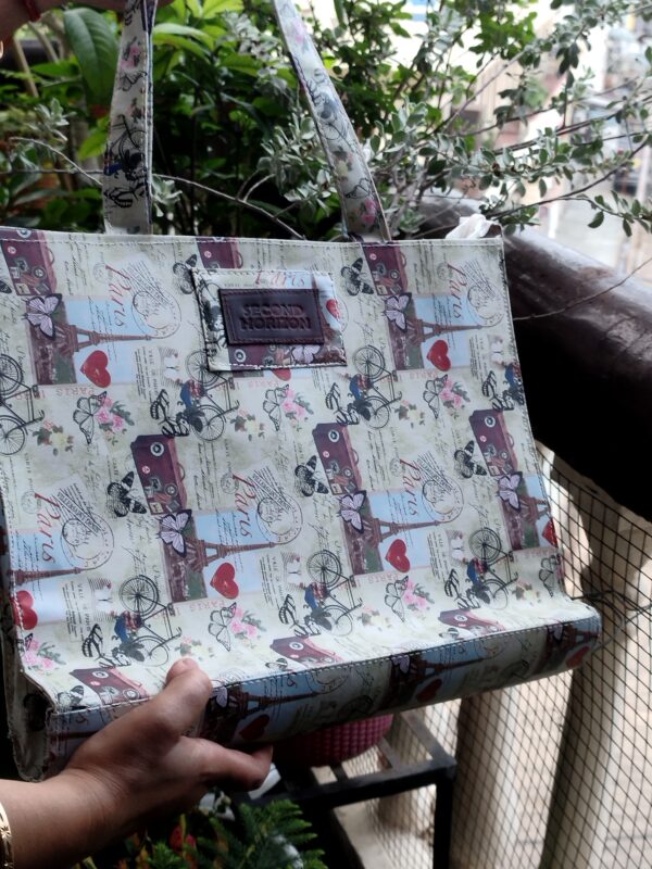 Trendy Handbags