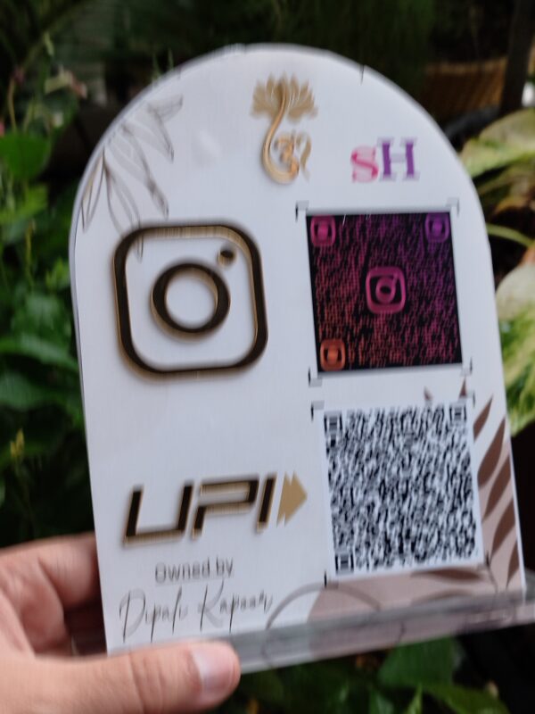 QR Stand - Image 5
