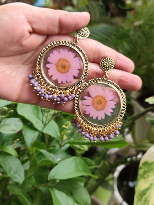 Lightweight Glam, Resin Charm - Image 15