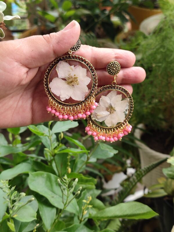 Lightweight Glam, Resin Charm - Image 14