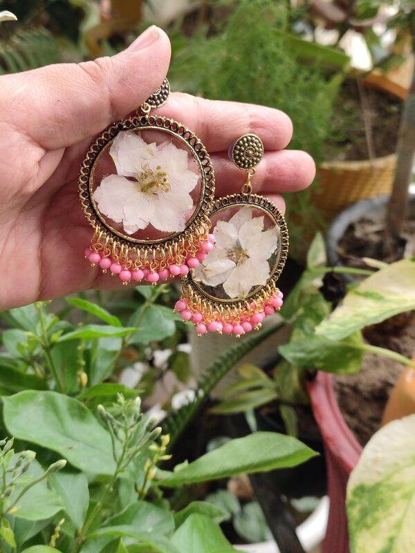 Lightweight Glam, Resin Charm - Image 17