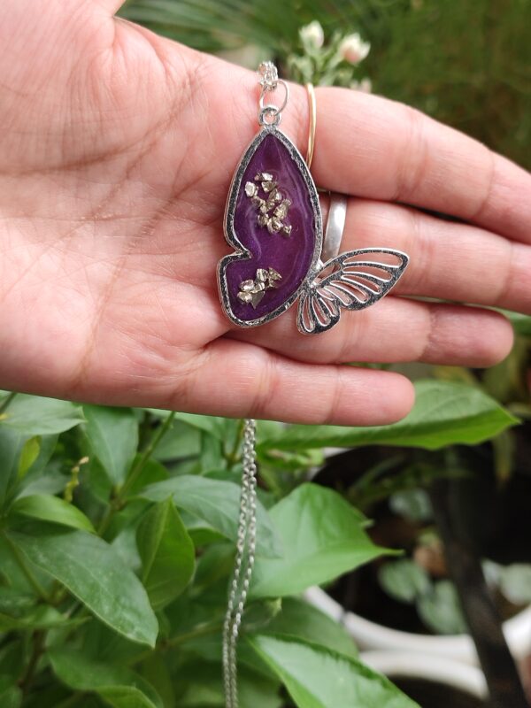 MoodyLoops - Resin Pendants - Image 6