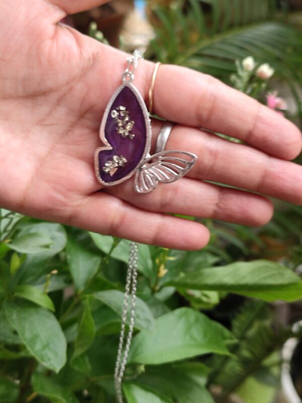 MoodyLoops - Resin Pendants - Image 5