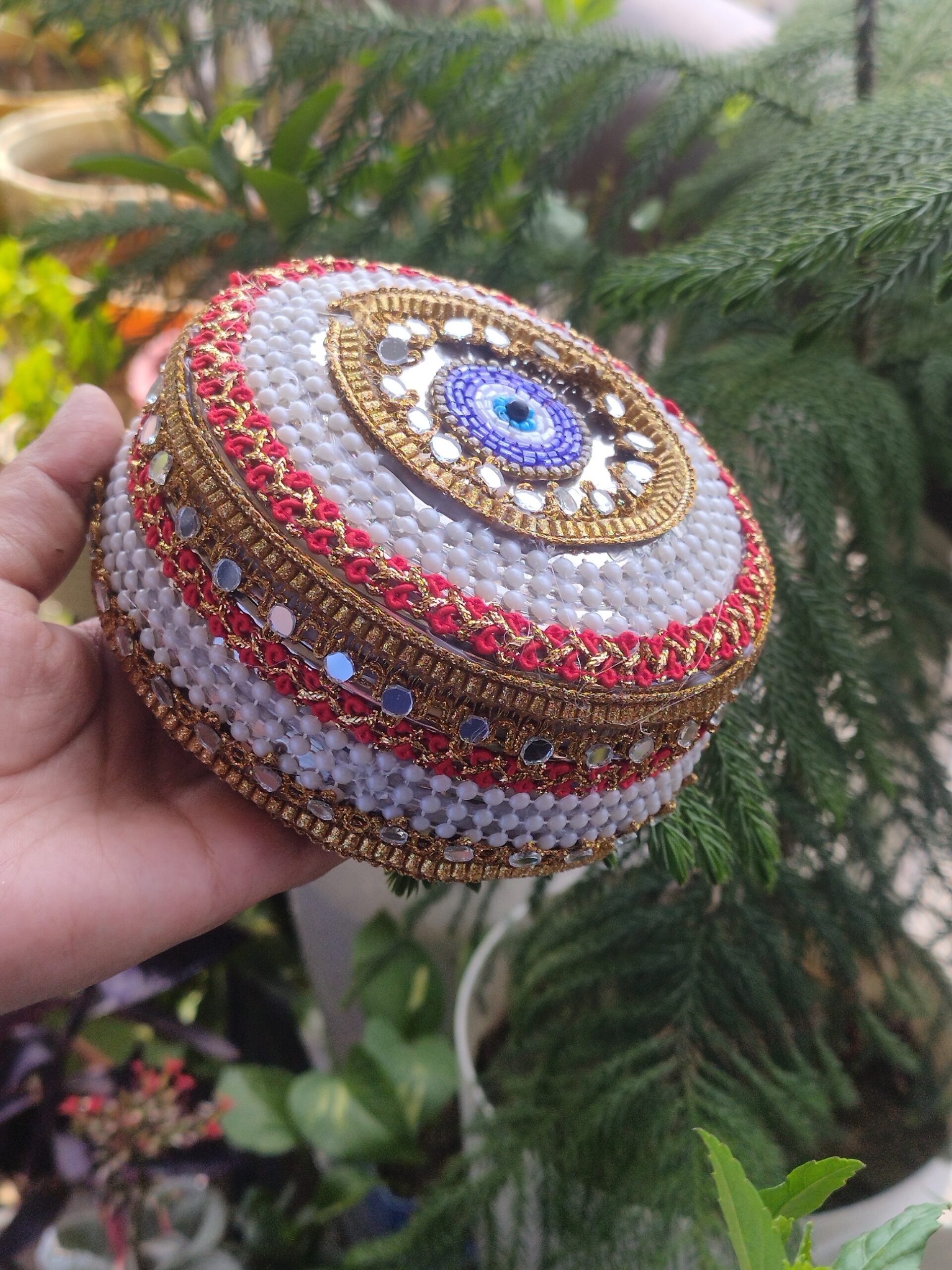 Elegant Evil Eye Decorative Box – Beauty with a Touch of Protection