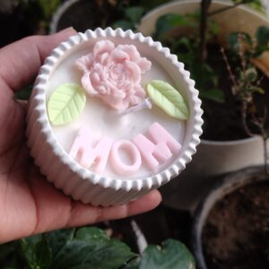 Mom’s Bloom Candle