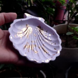 Pearl Shell Concrete Trinket Tray
